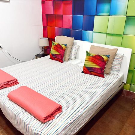 Rio Hostel Sevilla Bagian luar foto