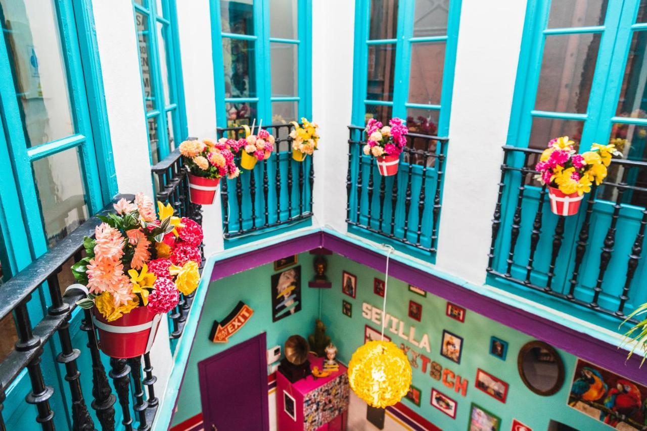 Rio Hostel Sevilla Bagian luar foto